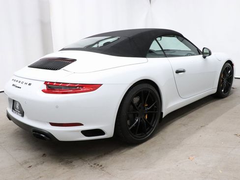 Used 2019 Porsche 911 Carrera image 6