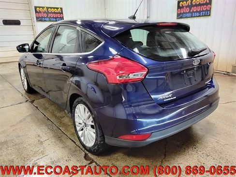 Used 2016 Ford Focus Titanium FWD image 6