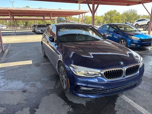 Used 2017 BMW 540i RWD image 2