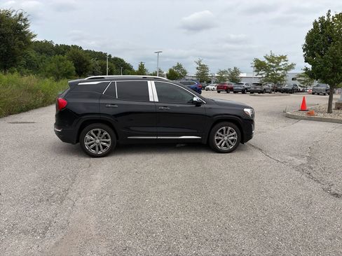Used 2018 GMC Terrain Denali w/ Advanced Safety Package AWD/4WD image 10
