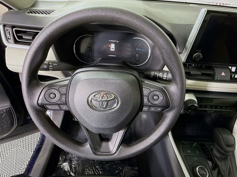 Certified 2025 Toyota RAV4 XLE w/ Convenience Package AWD/4WD image 22
