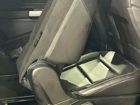 Used 2023 Ford Explorer XLT w/ Equipment Group 202A image 65