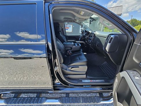 Used 2018 Chevrolet Silverado 1500 LT w/ Texas Edition AWD/4WD image 29