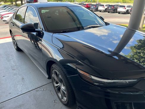 Used 2023 Honda Accord EX image 3