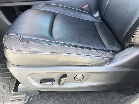 Certified 2022 Nissan Pathfinder SL w/ SL Premium Package image 22