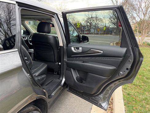 Used 2020 INFINITI QX60 Luxe w/ Essential Package image 16