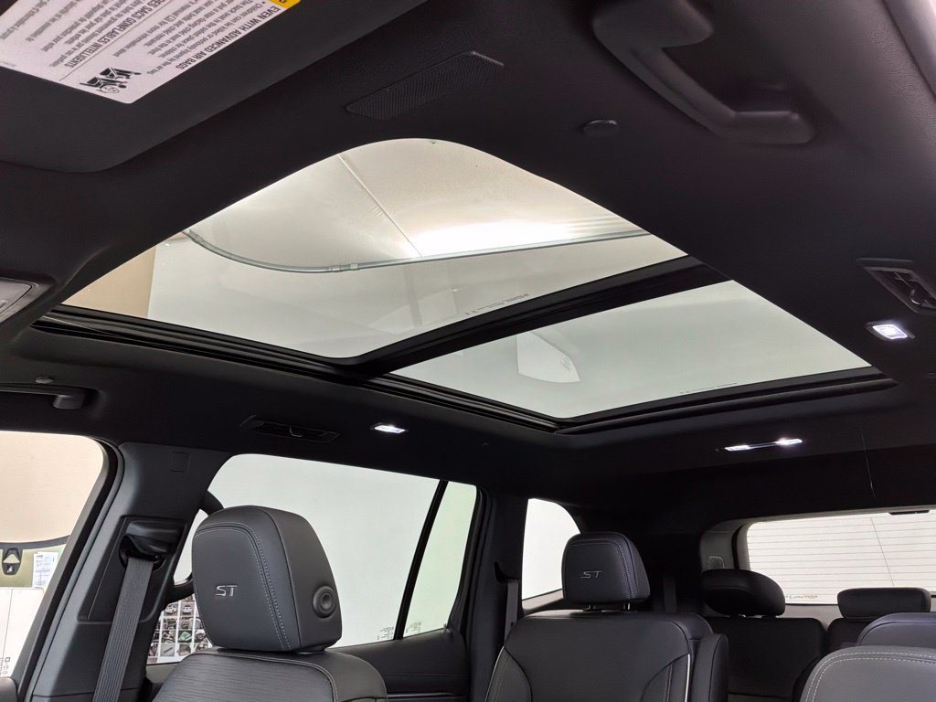 New 2026 Buick Enclave Sport Touring w/ Power Package FWD image 23