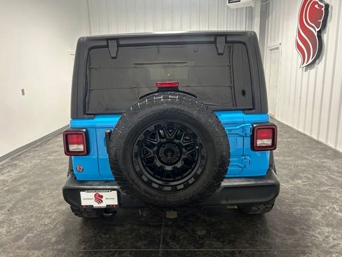 Used 2021 Jeep Wrangler Unlimited Sport AWD/4WD image 3