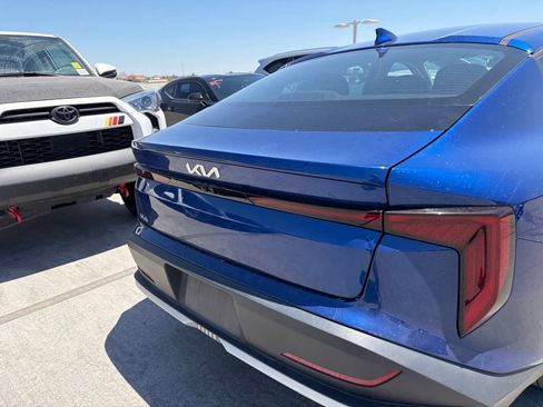 Used 2025 Kia K4 FWD image 4