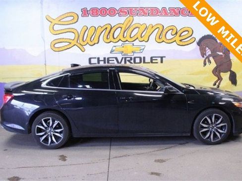 Used 2022 Chevrolet Malibu RS image 1