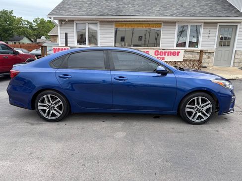 Used 2019 Kia Forte S FWD image 9