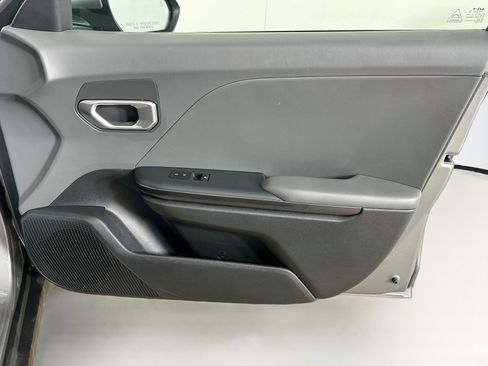 Used 2025 Kia K4 FWD image 30