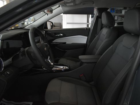 New 2026 Chevrolet Trax LT w/ LT Convenience Package image 14