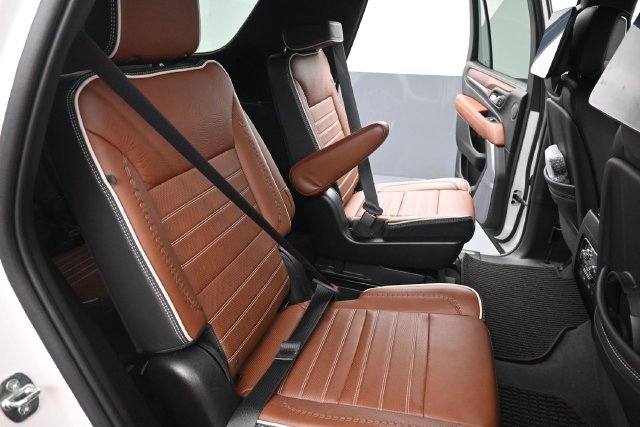 Used 2023 GMC Yukon Denali Ultimate AWD/4WD image 30