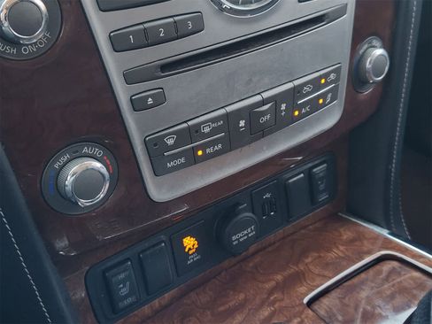 Used 2019 INFINITI QX80 Luxe image 18