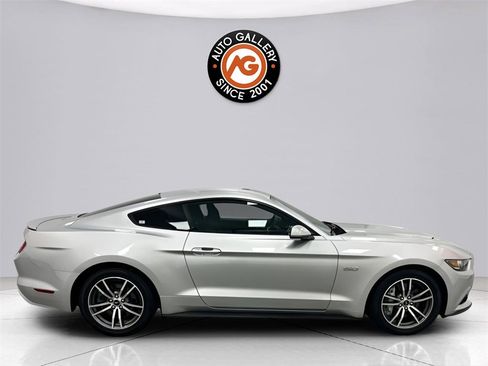 Used 2017 Ford Mustang GT image 8