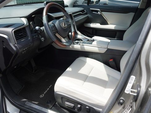 Certified 2022 Lexus RX 350 FWD w/ Premium Package image 8