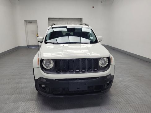 Used 2017 Jeep Renegade Altitude image 14