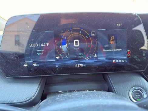 Used 2025 Chevrolet Equinox LT w/ Safety and Technology Package image 16