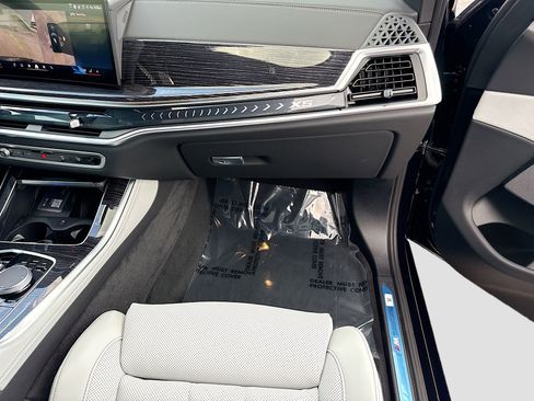 New 2026 BMW X5 xDrive40i w/ M Sport Package AWD/4WD image 18