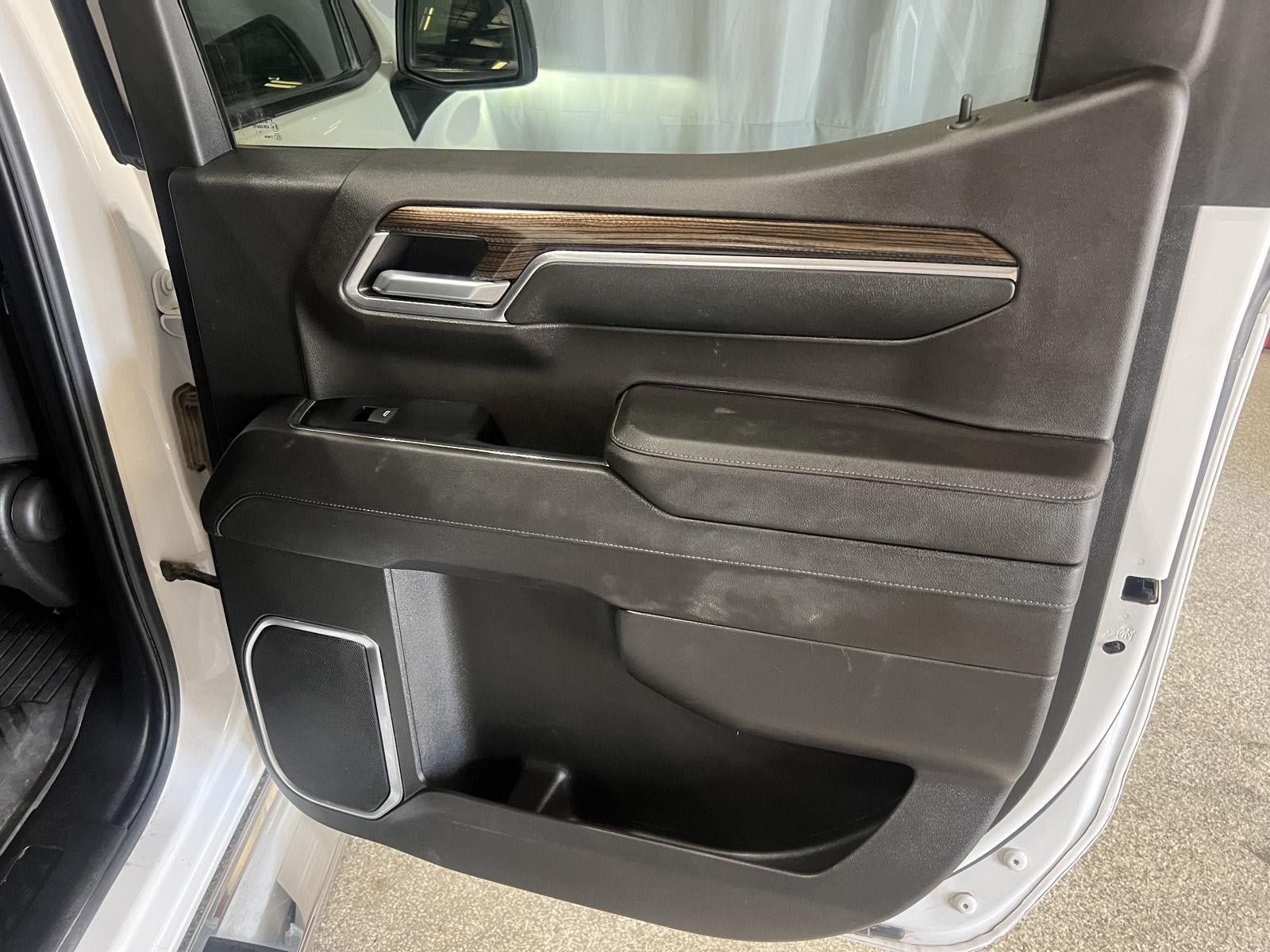 Used 2023 Chevrolet Silverado 1500 RST AWD/4WD image 27