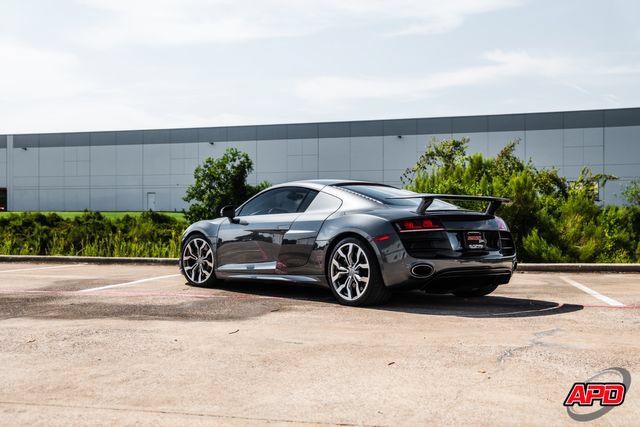Used 2011 Audi R8 V10 AWD/4WD image 52