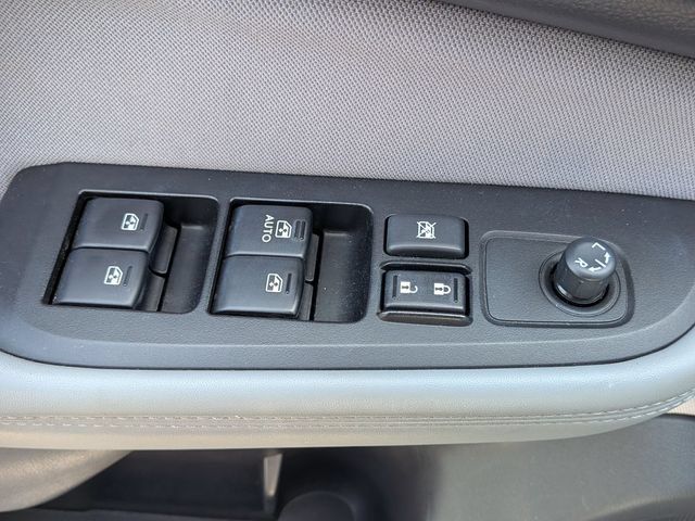 Used 2018 Subaru Outback 2.5i AWD/4WD image 12