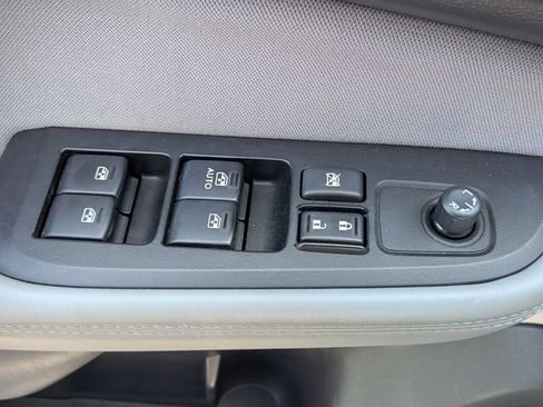 Used 2018 Subaru Outback 2.5i AWD/4WD image 12