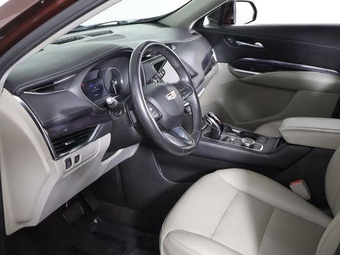 Used 2023 Cadillac XT4 Luxury image 20