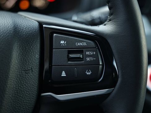 Certified 2025 Honda Odyssey Touring image 32