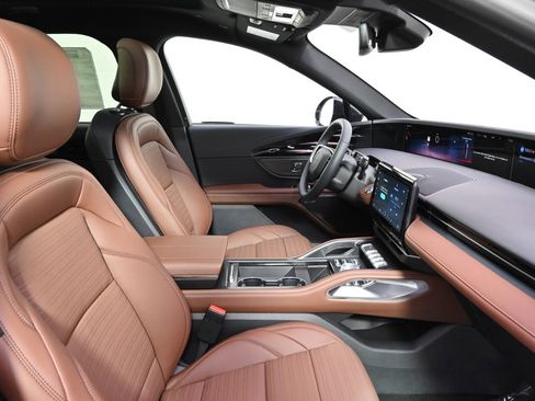 New 2026 Lincoln Nautilus Reserve image 16