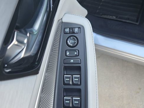 Used 2023 Acura MDX SH-AWD w/ Technology Package image 12