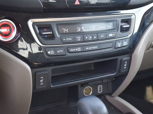 Used 2019 Honda Ridgeline RTL-E image 12