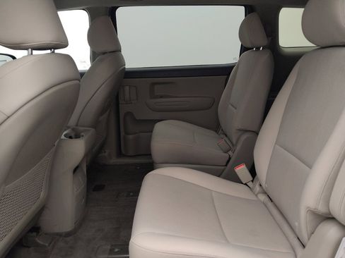 Used 2020 Kia Sedona LX FWD image 18