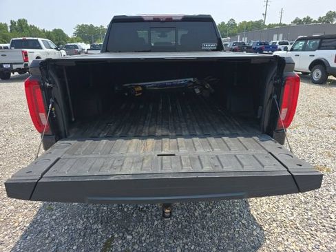 Used 2020 GMC Sierra 1500 AT4 w/ AT4 Premium Package AWD/4WD image 4