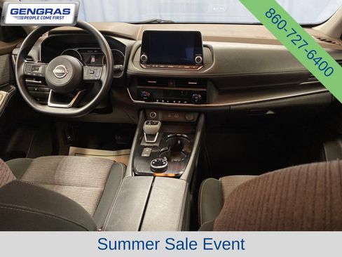 Used 2023 Nissan Rogue SV AWD/4WD image 39