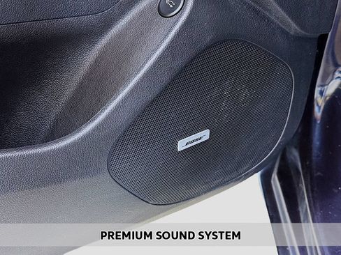 Used 2016 Chevrolet Cruze LT w/ Sun And Sound Package FWD image 4
