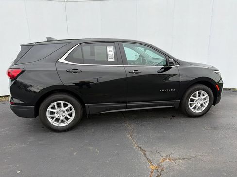 Used 2024 Chevrolet Equinox LT FWD image 3