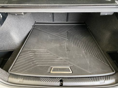 Certified 2024 BMW 530i xDrive w/ Premium Package image 31