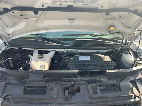 Used 2020 Chevrolet Express 2500 w/ Driver Convenience Package image 37