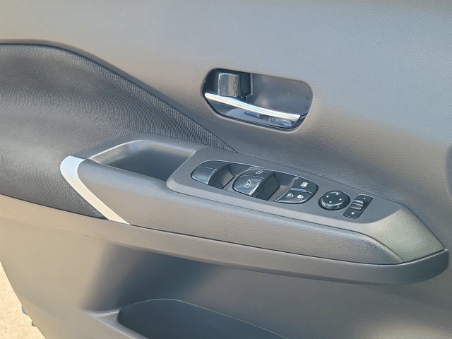 Certified 2023 Nissan Kicks SV FWD image 21