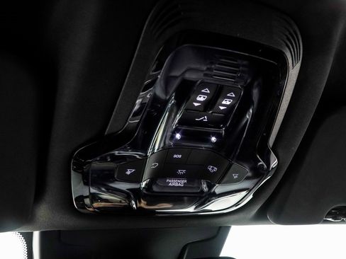 Used 2023 Alfa Romeo Stelvio Ti image 36