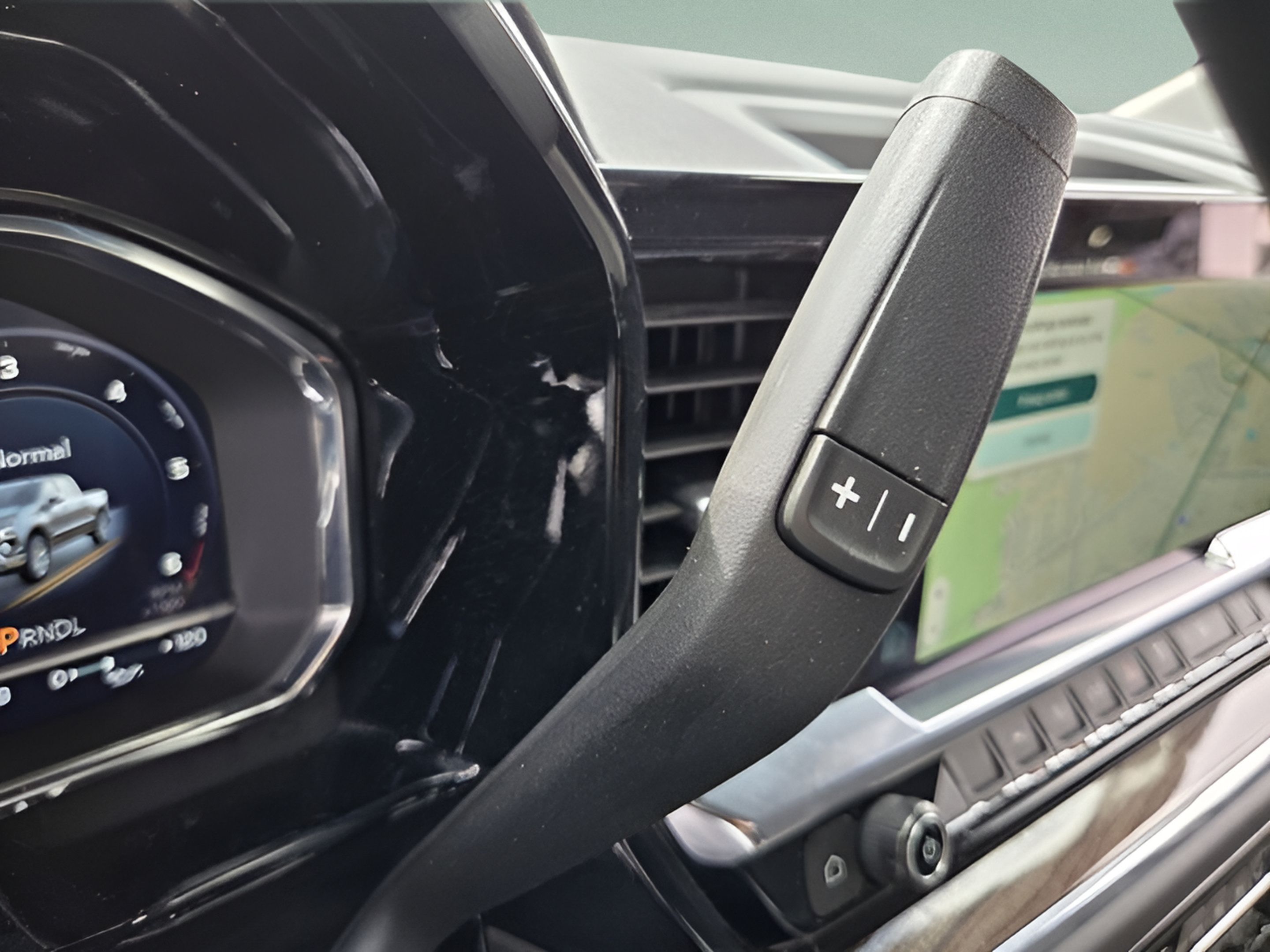 Certified 2025 Chevrolet Silverado 1500 LT RWD image 25
