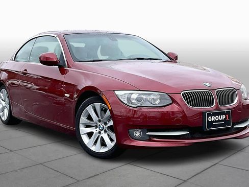 Used 2013 BMW 328i Convertible image 3