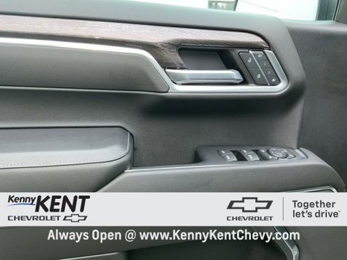 Certified 2023 Chevrolet Silverado 1500 LTZ image 35