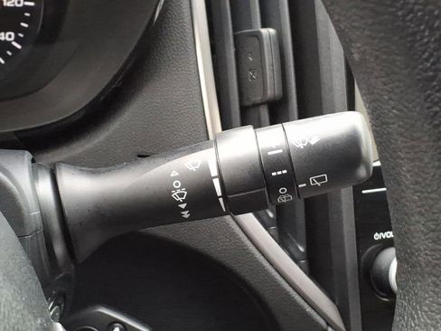 Used 2022 Subaru Crosstrek 2.0i image 26