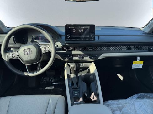 New 2025 Honda Accord SE image 6