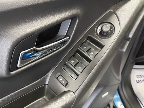 Used 2020 Chevrolet Trax Premier w/ LPO, Protection Package image 19