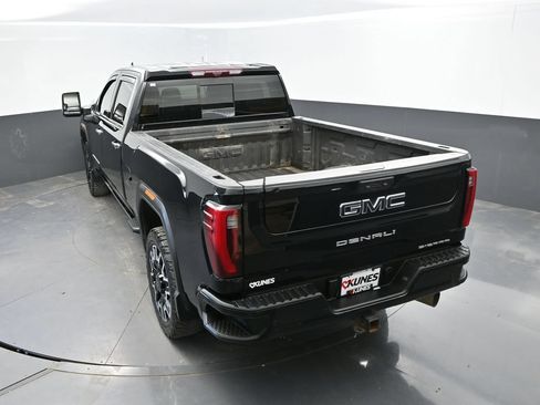 Used 2025 GMC Sierra 2500 Denali Ultimate AWD/4WD image 32