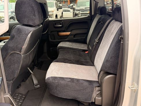 Used 2018 Chevrolet Silverado 1500 LTZ w/ Sport Package AWD/4WD image 11